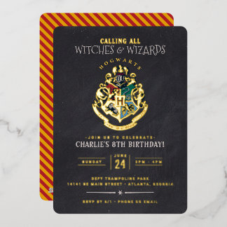 Invitación Con Relieve Metalizado Harry Potter Hogwarts Crest Chalkboard Cumpleaños