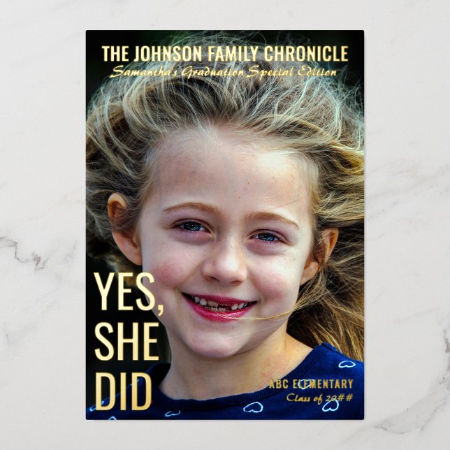 Invitación Con Relieve Metalizado Imagen de grado de la revista de graduación senior (Anverso)