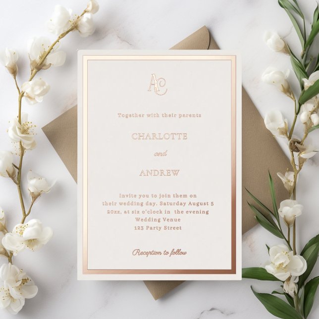 Invitación Con Relieve Metalizado Ivory rose gold modern monogram luxury wedding (Subido por el creador)