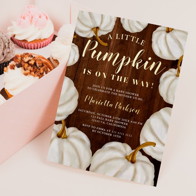 Invitación Con Relieve Metalizado Lámina blanca de madera de calabaza caída ducha de (White Little pumpkin wood fall baby shower Foil Invitation)