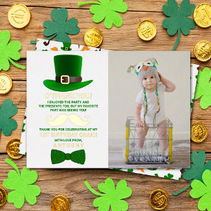 Invitación Con Relieve Metalizado Leprechaun moderno San Patricio