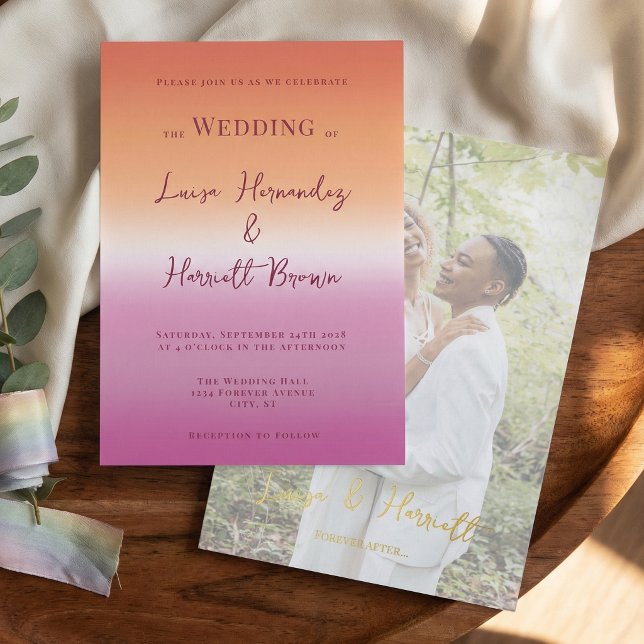 Invitación Con Relieve Metalizado Lesbian Wedding Photo Pride Gradient Gold Foil (Subido por el creador)