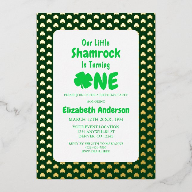 Invitación Con Relieve Metalizado Little Shamrock 1er cumpleaños (Anverso)