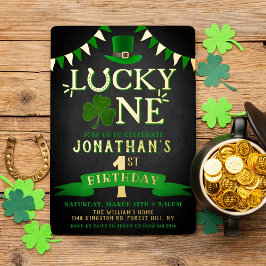 Invitación Con Relieve Metalizado Lucky One Chalkboard 1Cumpleaños Real