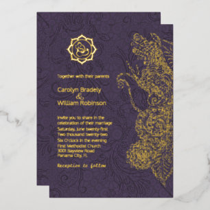 Invitación Con Relieve Metalizado Mandala y Ganesha de ciruela y oro para boda en pa