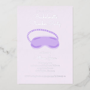 Invitación Con Relieve Metalizado Máscara de dormir morada para despedida de soltera