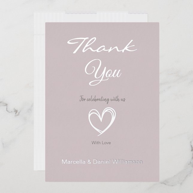 Invitación Con Relieve Metalizado Mínimo Corazón moderno y guión Gracias (Sobre)