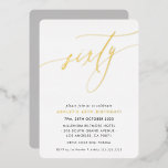 Invitación Con Relieve Metalizado moda caligráfica minimalista oro de 60 años<br><div class="desc">por kat massard >>> https://linktr.ee/simplysweetpaperie <<< Un diseño de invitación con letras a mano y a la moda para tu CUMPLEAÑOS - Tengo la mayoría de las edades disponibles en la tienda TIP: 1. Para cambiar/mover gráficos y fuentes y añadir más texto, pulse el botón "personalizar". - - - -...</div>