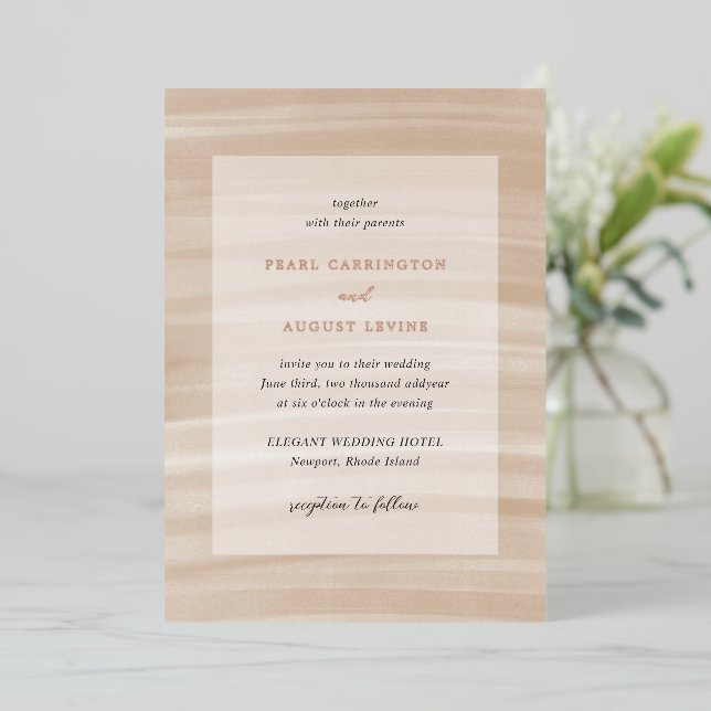 Invitación Con Relieve Metalizado Moda costera Sandy Neutral Elegante Boda (Anverso de pie)