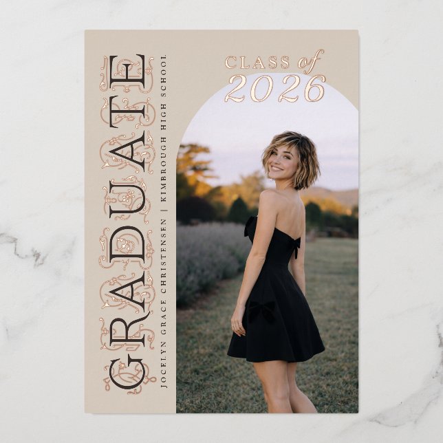 Invitación Con Relieve Metalizado Modern Beige Neutral Photo Graduation Rose Gold (Anverso)