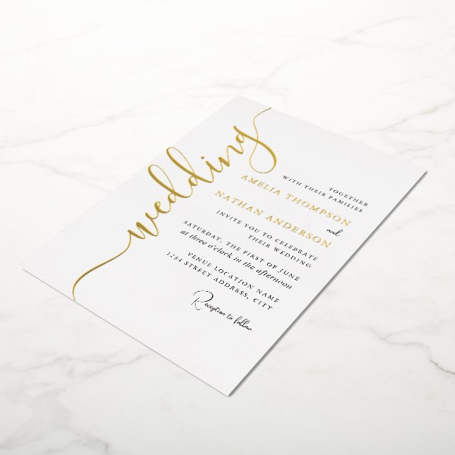 Invitación Con Relieve Metalizado Modern Gold Script Wedding  (girado)