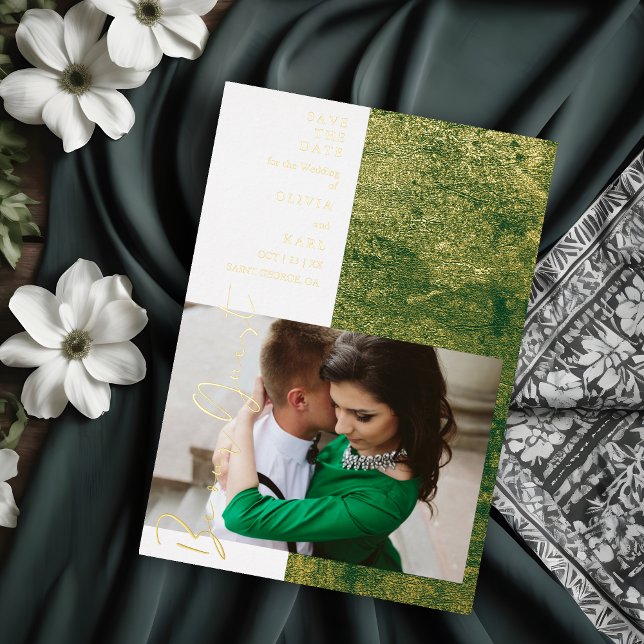 Invitación Con Relieve Metalizado Modern Green Gold Be Our Guest Photo Couple (Modern Green Gold Be Our Guest Photo Couple Real Metallic Foil Save the Date Card with Envelope.)