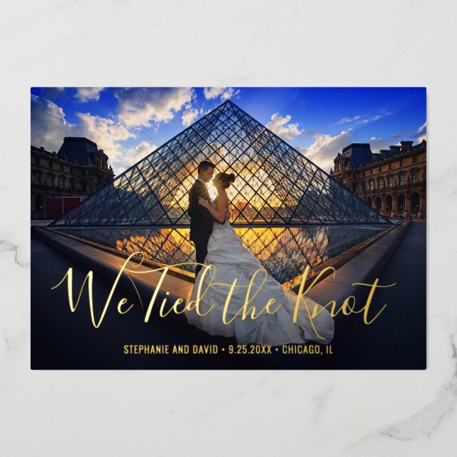 Invitación Con Relieve Metalizado Moderna y sencilla foto de oro elegante recepción  (Anverso)