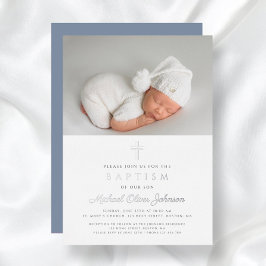 Invitación Con Relieve Metalizado Moderno Dusty Blue Silver Cross Boy Photo Baptism