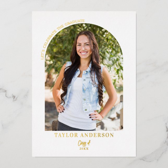 Invitación Con Relieve Metalizado Moderno Script Arch Photo Blue Graduation Party (Anverso)