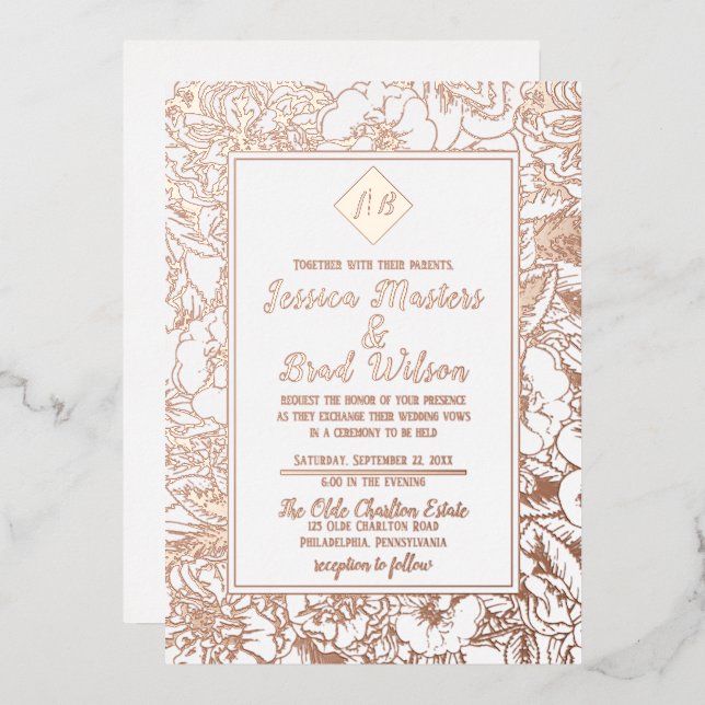 Invitación Con Relieve Metalizado Monograma de cosecha | Boda floral White Rose Gold (Anverso/Reverso)