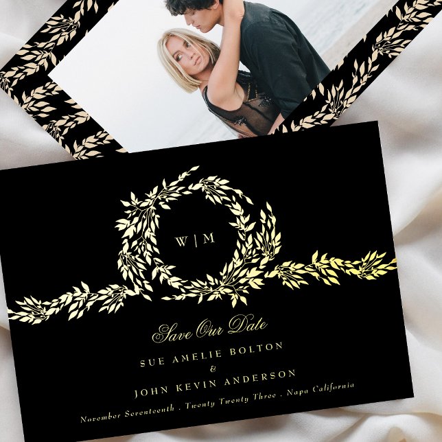 Invitación Con Relieve Metalizado Monograma Escudo negro Boda clásico foto oro (Subido por el creador)