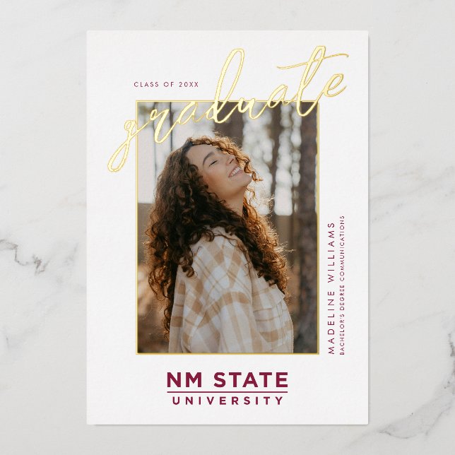 Invitación Con Relieve Metalizado New Mexico State University Graduation (Anverso)