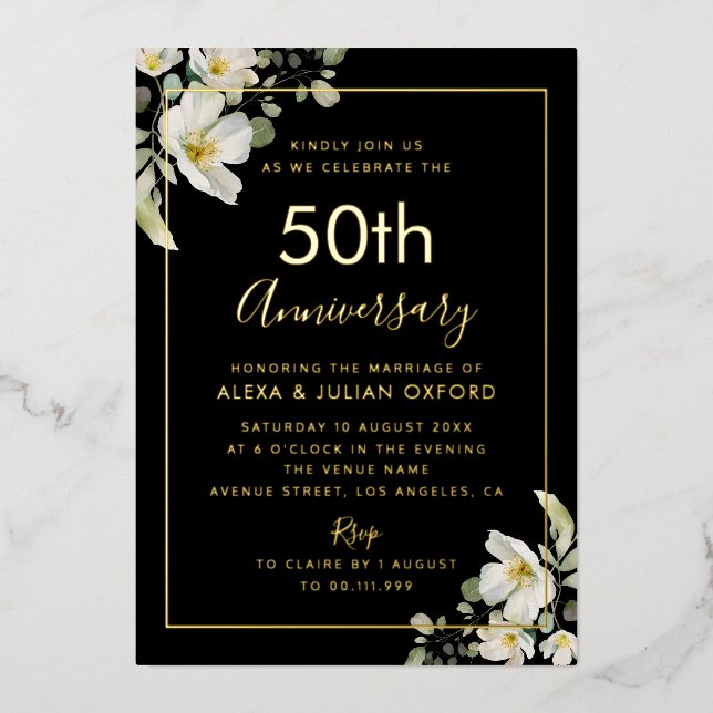 Invitación Con Relieve Metalizado oro de 50 años floral blanca (Anverso)