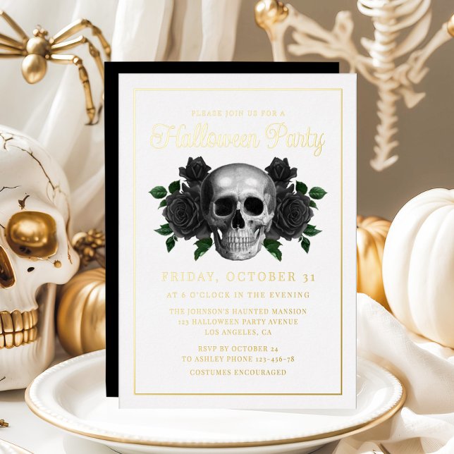 Invitación Con Relieve Metalizado Oro de Halloween con cráneo floral gótico (Gothic Floral Skull Halloween Gold Foil Invitation)