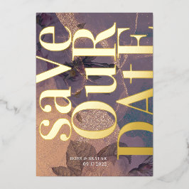 Invitación Con Relieve Metalizado Oro Monograma Morado Caída Guardar La Fecha