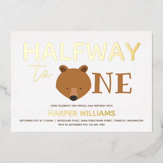 Invitación Con Relieve Metalizado Oro Oso Seis Meses Bebé Medio Cumpleaños (Anverso)
