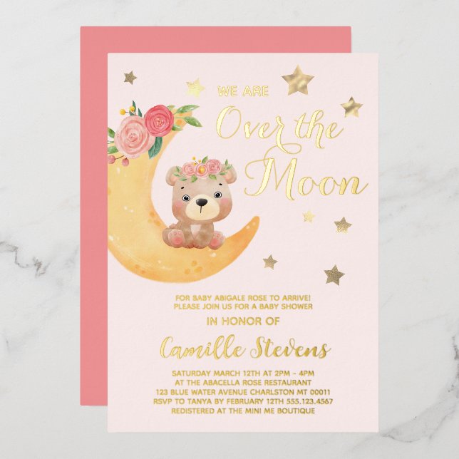 Invitación Con Relieve Metalizado Over the Moon Bear Rubor Baby Shower Chica (Anverso/Reverso)