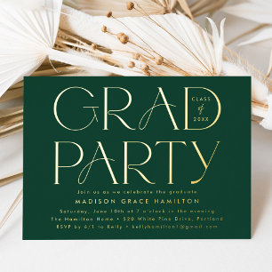 Invitación Con Relieve Metalizado Partido de Graduación de Tipografía Verde y Oro Mo