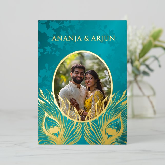 Invitación Con Relieve Metalizado Peacock Jewel Tone Gold Wedding  (Anverso de pie)