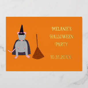 Invitación Con Relieve Metalizado Personalizado de Halloween Witch Rat and Broom