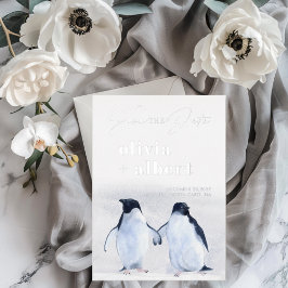 Invitación Con Relieve Metalizado Pingüinos Plateado Invierno Elegante Save The Date