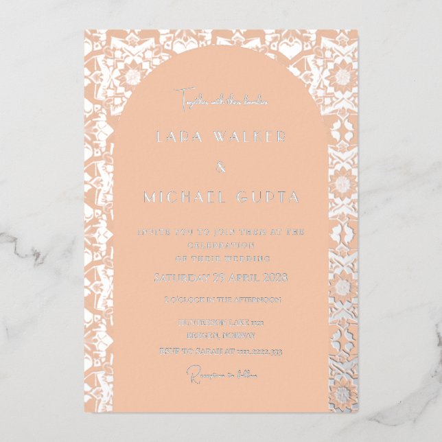 Invitación Con Relieve Metalizado Pop de Apricot Italiano Geométrico (Retro-Dotted) (Anverso)