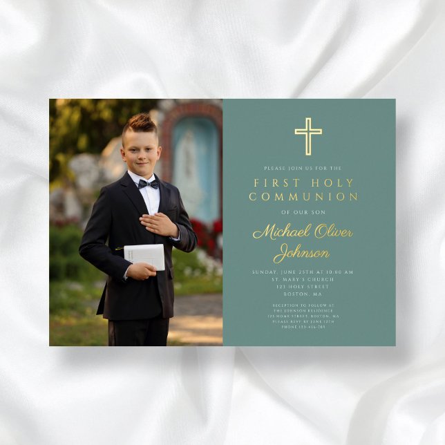 Invitación Con Relieve Metalizado Primera comunicación de Green Gold Boy Photo (Green Gold Boy Photo First Communion Foil Invitation)