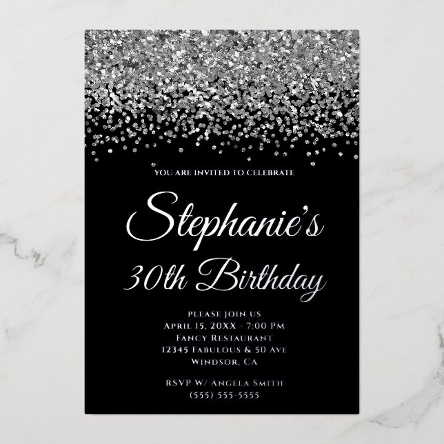 Invitación Con Relieve Metalizado Purpurina de plata Glam Black 30 cumpleaños (Anverso)