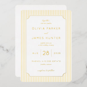 Invitación Con Relieve Metalizado Rayas doradas crema elegantes