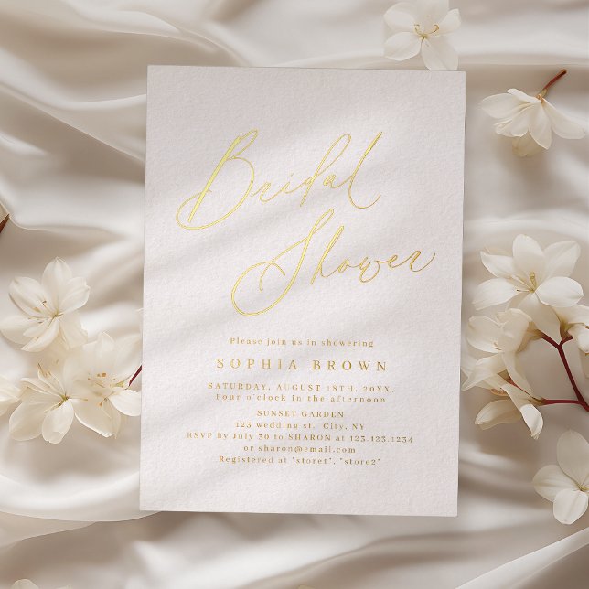 Invitación Con Relieve Metalizado Regalo moderno y elegante dorado ducha de novia mí (Gold elegant modern script minimal bridal shower foil invitation)