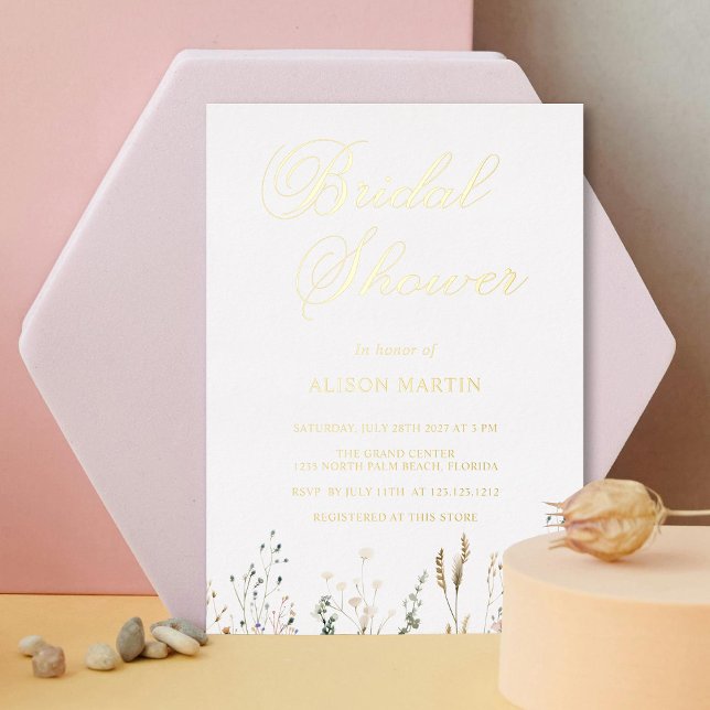 Invitación Con Relieve Metalizado Relieve metalizado dorado elegante ducha de novia  (Personalized Elegant Gold Foil Bridal Shower with Wildflowers Foil Invitation)