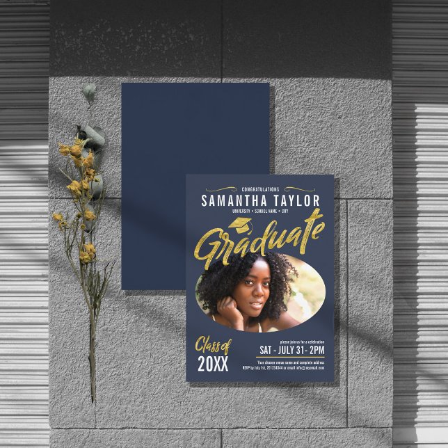 Invitación Con Relieve Metalizado Relieve metalizado dorado Oval Photo Graduation ID (Subido por el creador)