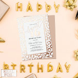 Invitación Con Relieve Metalizado Rosa Leopardo de oro Cheetah Animal Print Sweet 16<br><div class="desc">Esta elegante y dulce y bonito invitación a la fiesta de 16 años es perfecta para el moderno y elegante chica adolescente. Presenta una estampación real brillante de Relieve metalizado dorado leopardo de chita y, "Sweet 16", tipografía sobre un simple fondo blanco. Es moderno, onírico, único y fresco; ¡el diseño...</div>