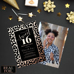 Invitación Con Relieve Metalizado Rosa Leopardo de oro Cheetah Foto impresa dulce de<br><div class="desc">Esta elegante y dulce y bonito invitación a la fiesta de 16 años es perfecta para el moderno y elegante chica adolescente. Presenta una estampación real brillante de Relieve metalizado dorado leopardo de chita y una tipografía "Sweet 16" sobre un simple fondo negro. También muestra una foto del invitado de...</div>