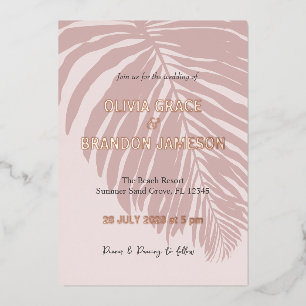 Invitación Con Relieve Metalizado Rosa Polvoriento Hoja de Palma Tropical de Boda 