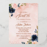 Invitación Con Relieve Metalizado ROSA RELIEVE METALIZADO DORADO Rubor Floral Tiara<br><div class="desc">ROSA RELIEVE METALIZADO DORADO Dulce Dieciséis Invitaciones Florales Tiara Azul Rosa Más bonito Dulce 16 Invitaciones en la Pequeña Tienda Bayleigh!</div>