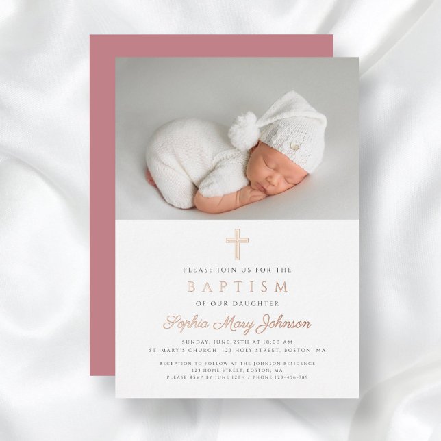 Invitación Con Relieve Metalizado Rosa religioso de oro cruzado Chica foto bautismo (Religious Rose Gold Cross Girl Photo Baptism Foil Invitation)