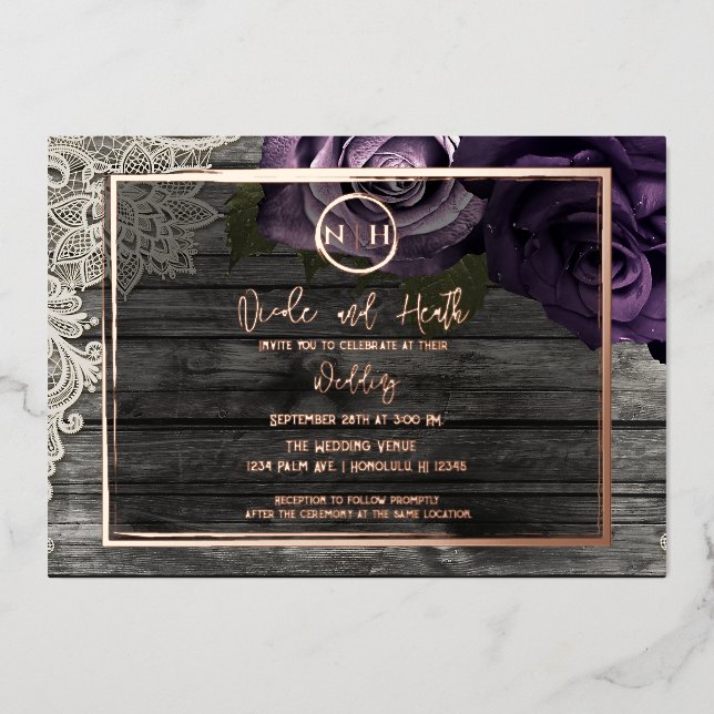Invitación Con Relieve Metalizado Rosas morados Boda Rústico de Madera Gris y Encaje (Anverso)