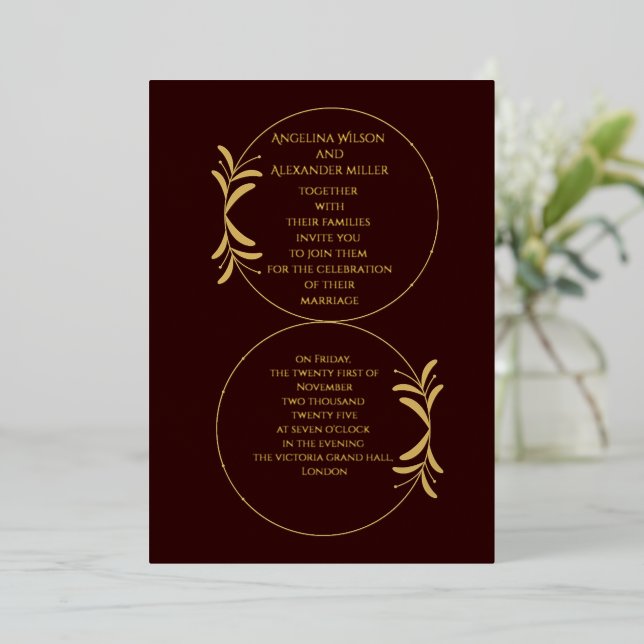 Invitación Con Relieve Metalizado Royal Deep Burgundy Personalized wedding  (Anverso de pie)