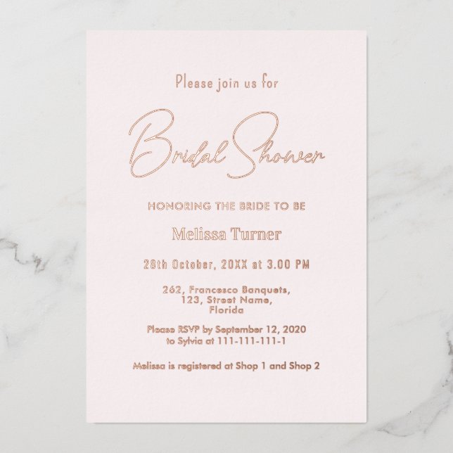 Invitación Con Relieve Metalizado Script de caligrafía de ducha de novia rosa (Anverso)