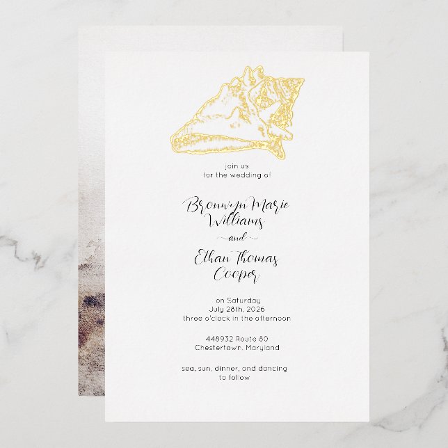 Invitación Con Relieve Metalizado Sencilla playa de arena de conchas (Anverso/Reverso)