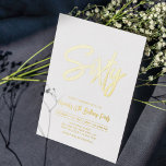 Invitación Con Relieve Metalizado Sesenta | Guión de Relieve metalizado de Moda 60ª<br><div class="desc">Celebra tu día especial con esta elegante invitación al Relieve metalizado de cumpleaños número 60. Este diseño presenta un guión de moda con la inscripción "Sixty" con un diseño limpio. Puedes elegir el color real del sello de Relieve metalizado (oro, plata, oro Rosa). Hay más diseños y suministros de fiesta...</div>