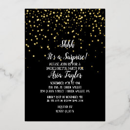 Invitación Con Relieve Metalizado Shhh es una sorpresa en el oro del Fiesta negro