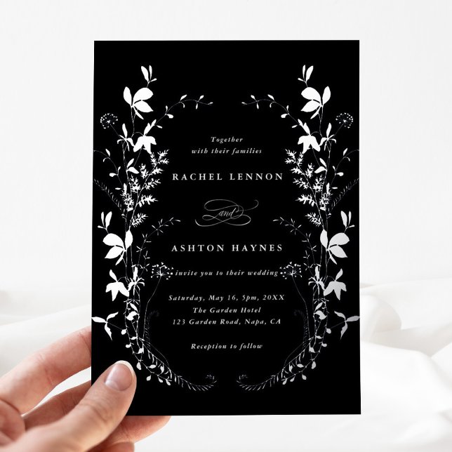 Invitación Con Relieve Metalizado Silhouette Wreath Boda negro plateado (Subido por el creador)
